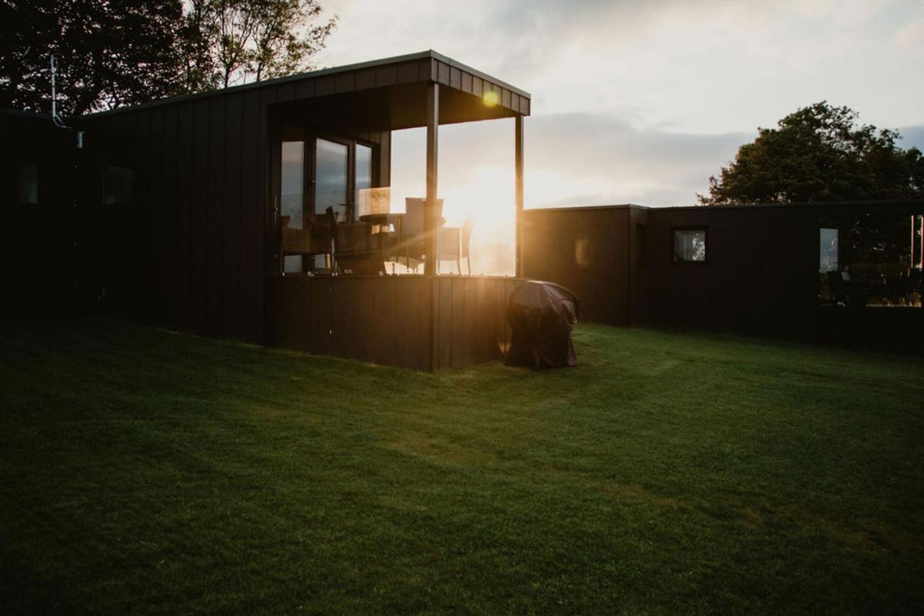 Luxury 2 Bedroom Glamping Pod With Hot Tub At Aganmore Farm Glamping - Pod 2 Балликасл Экстерьер фото